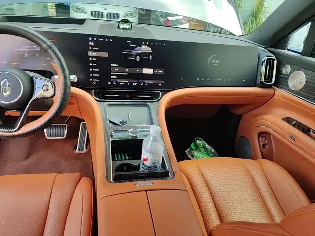 Wenjie M9 2025 Ultra Extended Range Edition (52kWh, 5-seater, 192-line LiDAR) — миниатюра 13