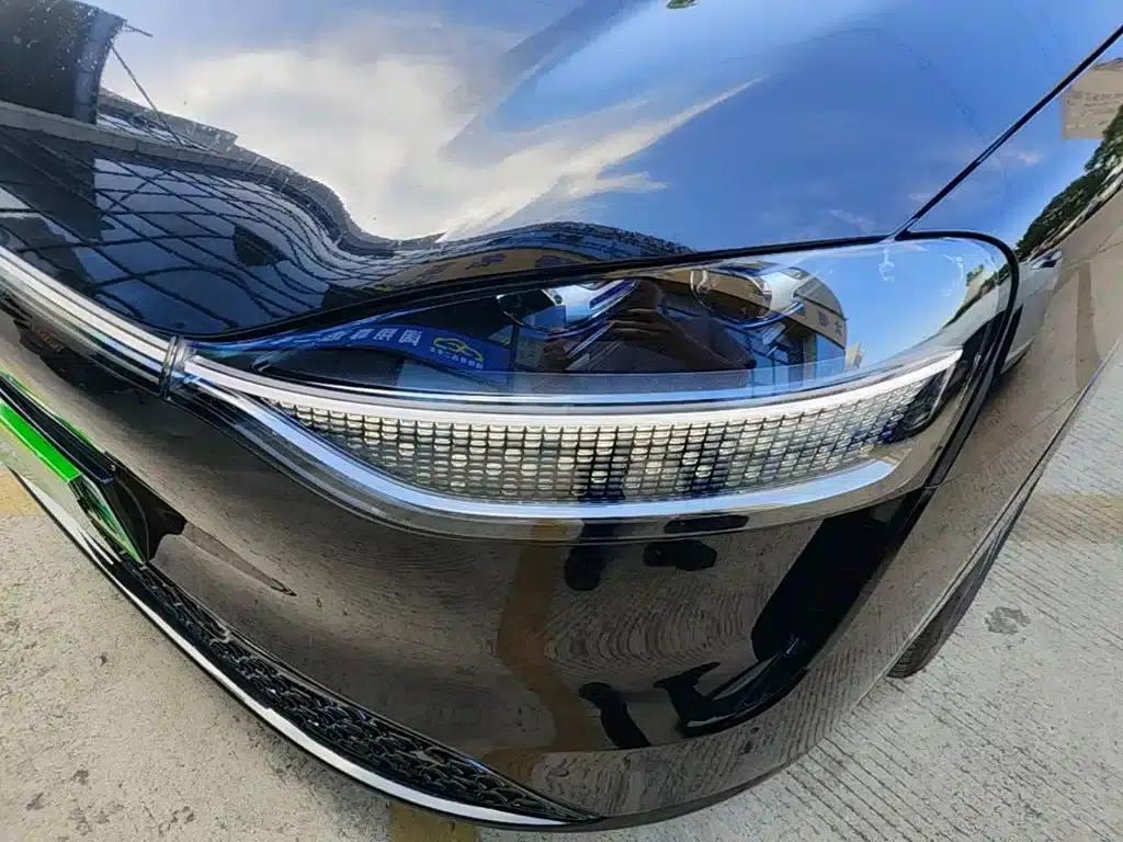Wenjie M9 2025 Ultra Extended Range Edition (52kWh, 5-seater, 192-line LiDAR) — миниатюра 24