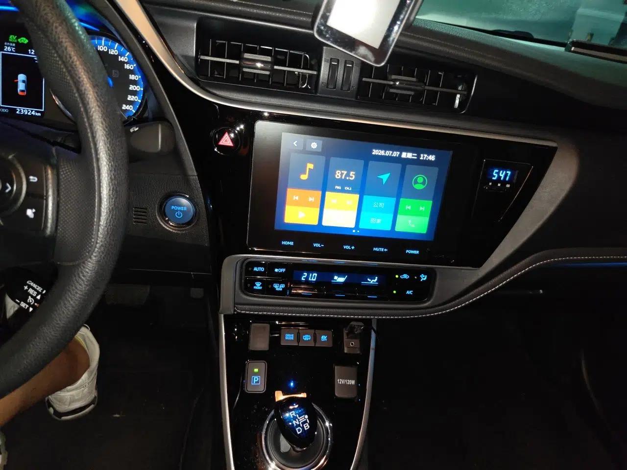 Toyota Corolla Hybrid E+ 2020 1.8L E-CVT Comfort Edition — миниатюра 13