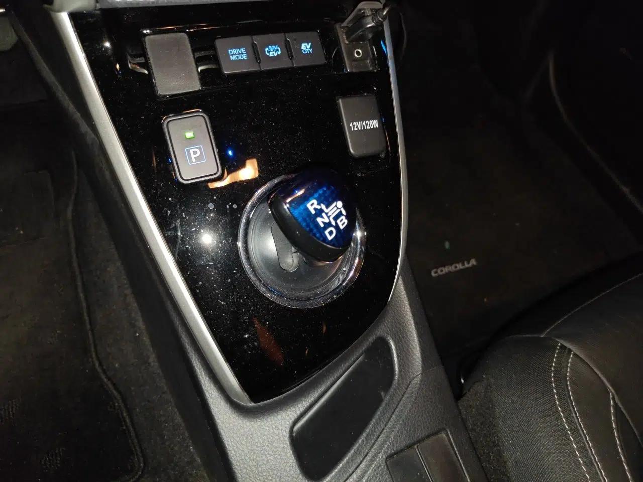 Toyota Corolla Hybrid E+ 2020 1.8L E-CVT Comfort Edition — миниатюра 14