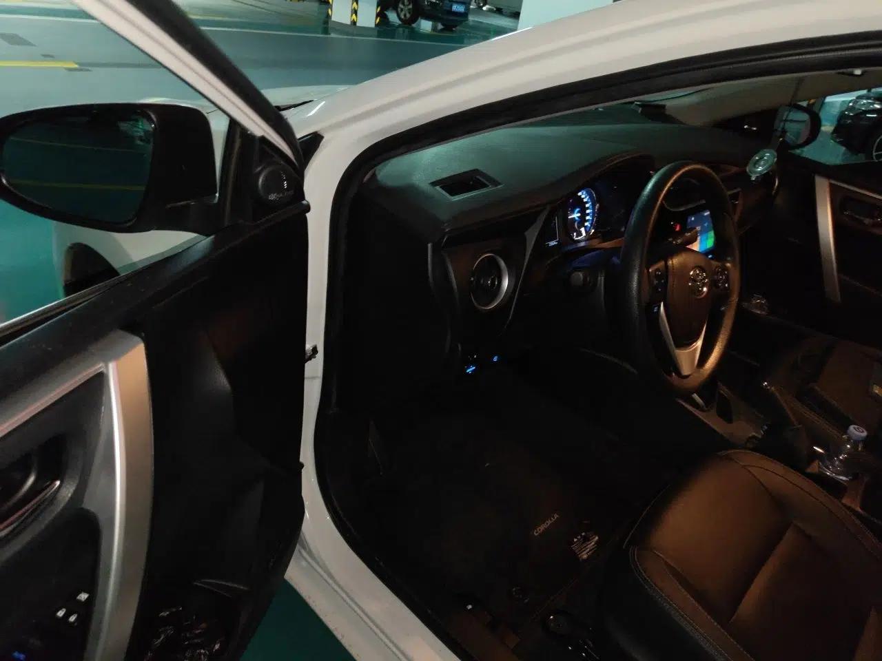 Toyota Corolla Hybrid E+ 2020 1.8L E-CVT Comfort Edition — миниатюра 16