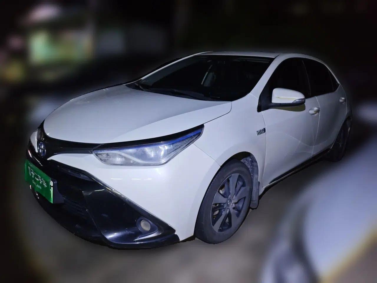 Toyota Levin Hybrid E+ 2019 1.8L GS E-CVT Elite Model with Sunroof — миниатюра 1