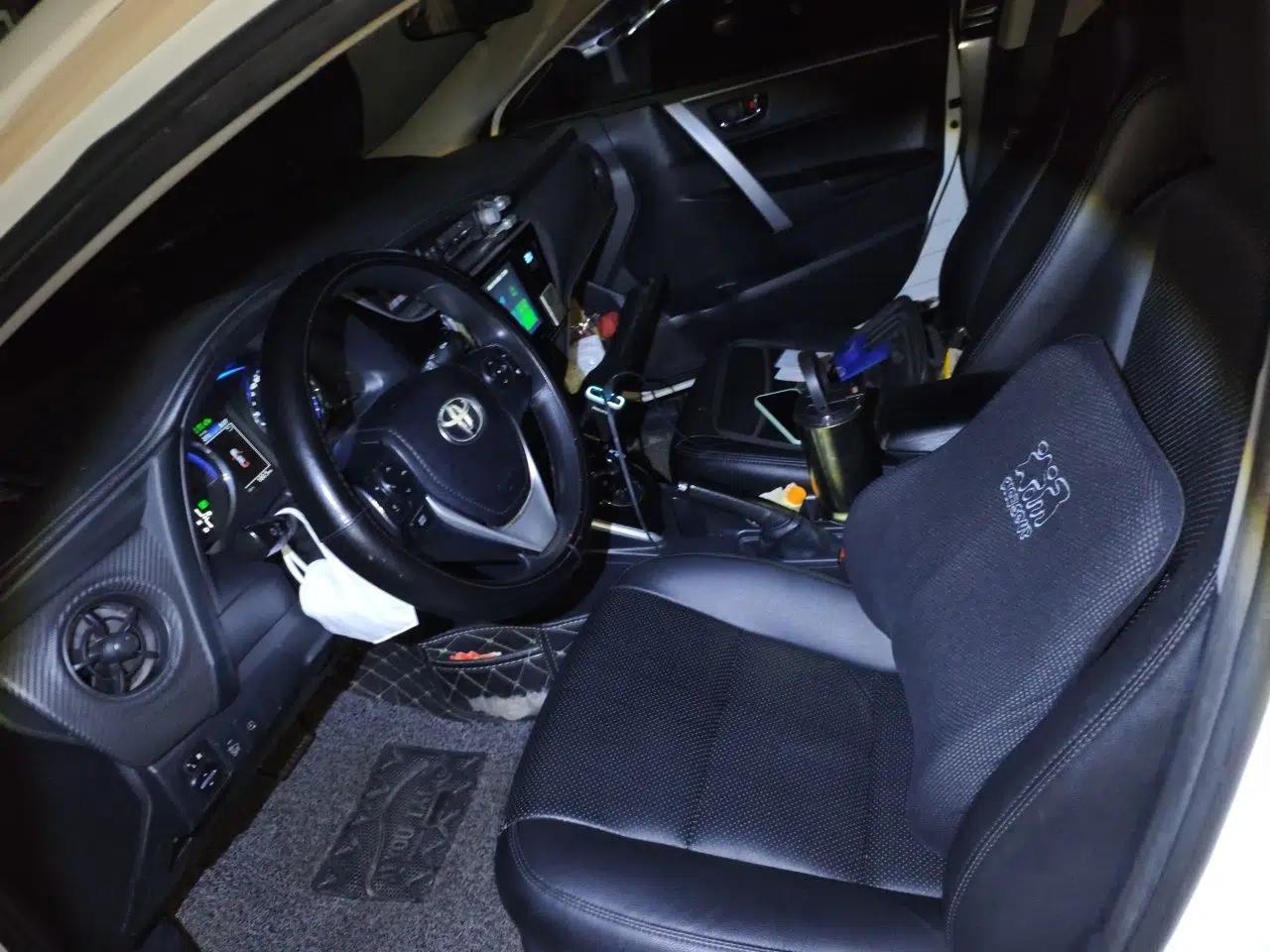 Toyota Levin Hybrid E+ 2019 1.8L GS E-CVT Elite Model with Sunroof — миниатюра 15