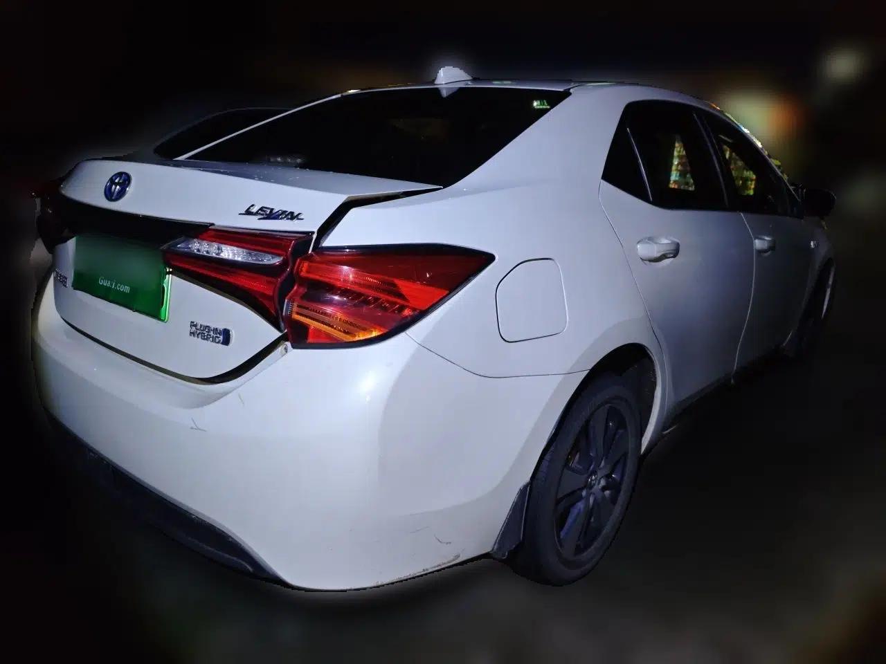 Toyota Levin Hybrid E+ 2019 1.8L GS E-CVT Elite Model with Sunroof — миниатюра 6