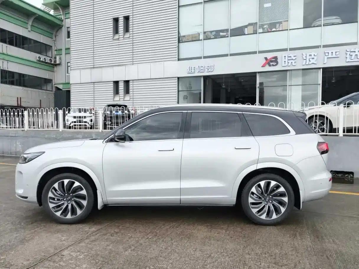 Wenjie M7 2024 1.5T Rear-Wheel Drive Plus Edition 5-Seater — миниатюра 8
