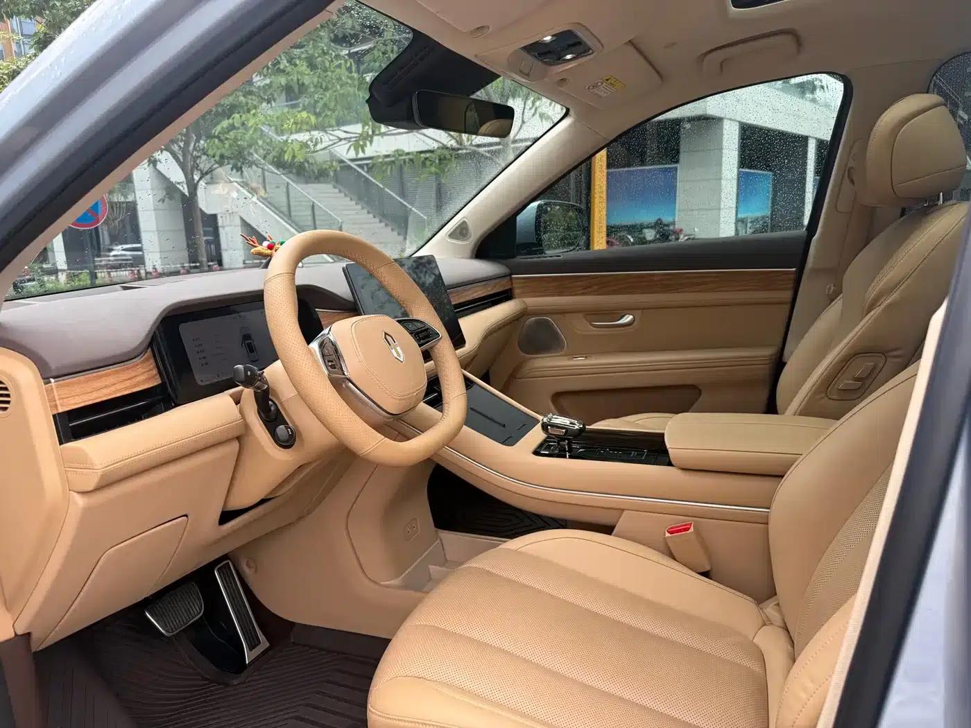 Wenjie M7 2024 1.5T AWD Plus Edition 5-seater — миниатюра 8