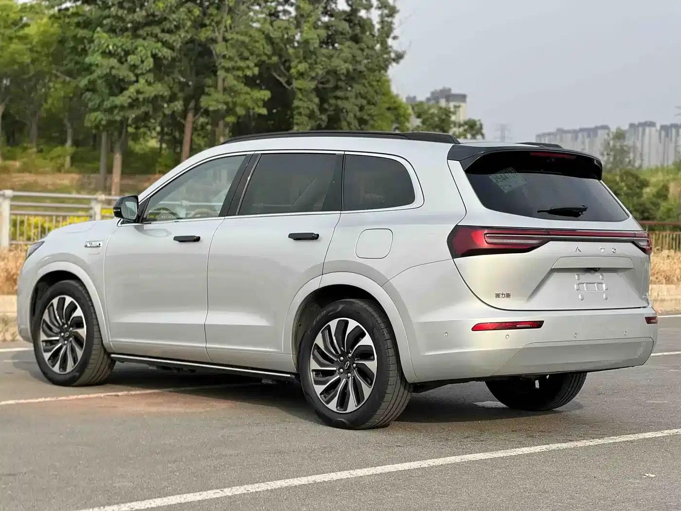 Wenjie M7 2024 1.5T Intelligent Driving 4WD Max Edition 6-seater — миниатюра 3