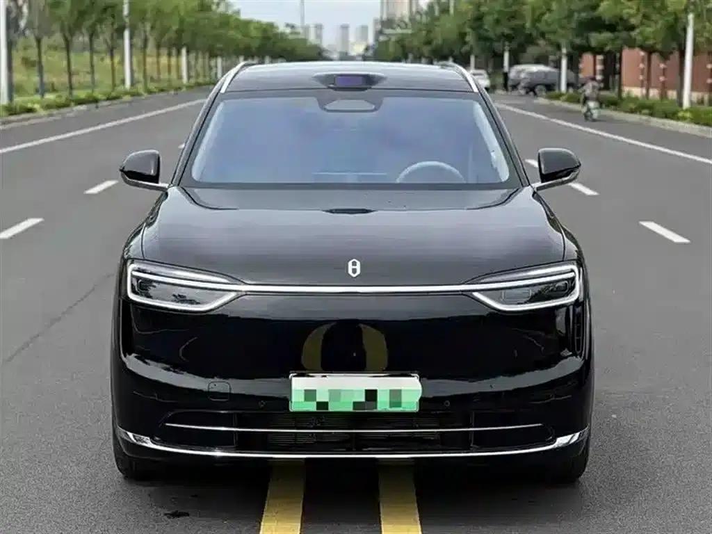 Wenjie M7 2026 Extended Range Max 4WD 6-Seater (192-line LiDAR) — миниатюра 2