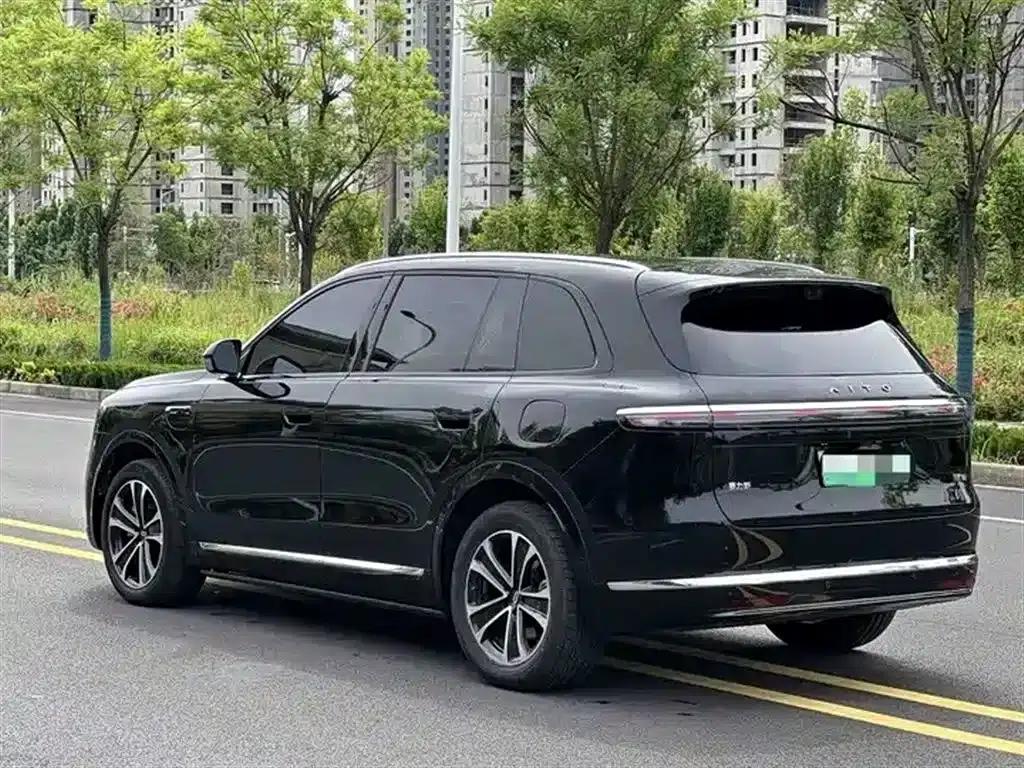 Wenjie M7 2026 Extended Range Max 4WD 6-Seater (192-line LiDAR) — миниатюра 7