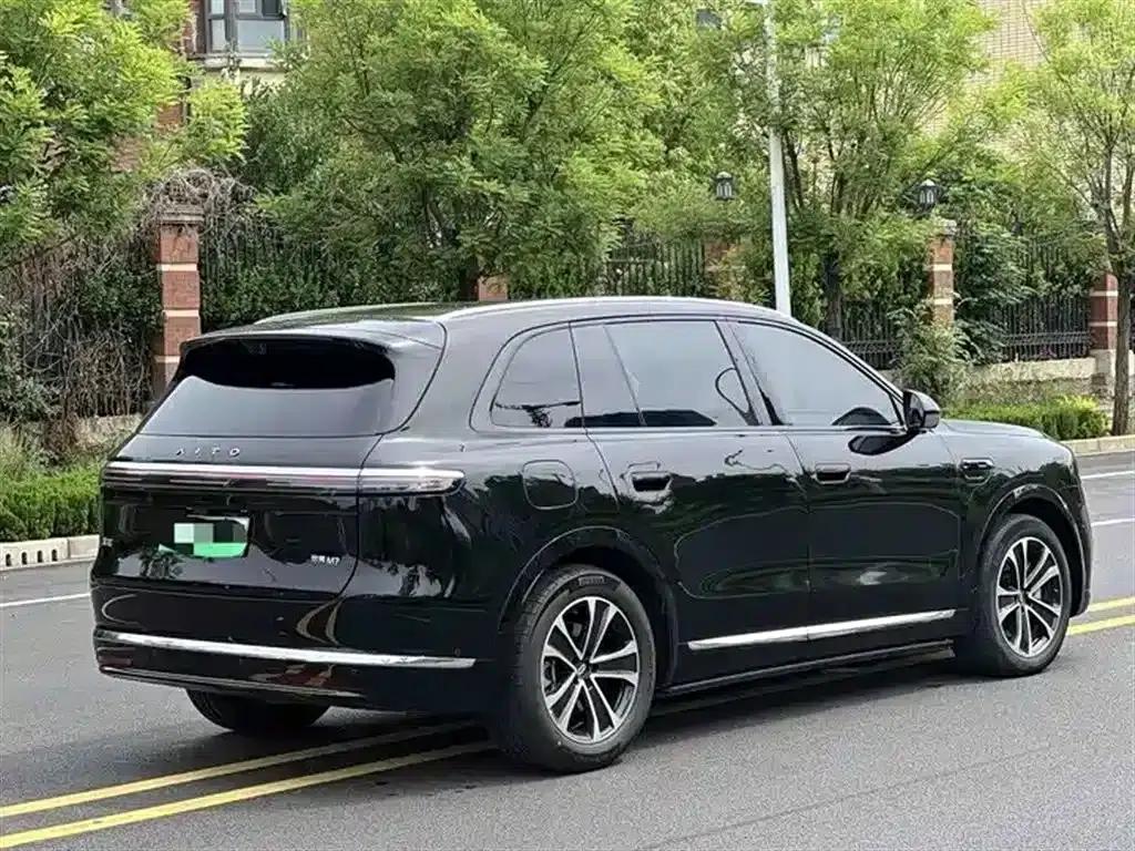 Wenjie M7 2026 Extended Range Max 4WD 6-Seater (192-line LiDAR) — миниатюра 9