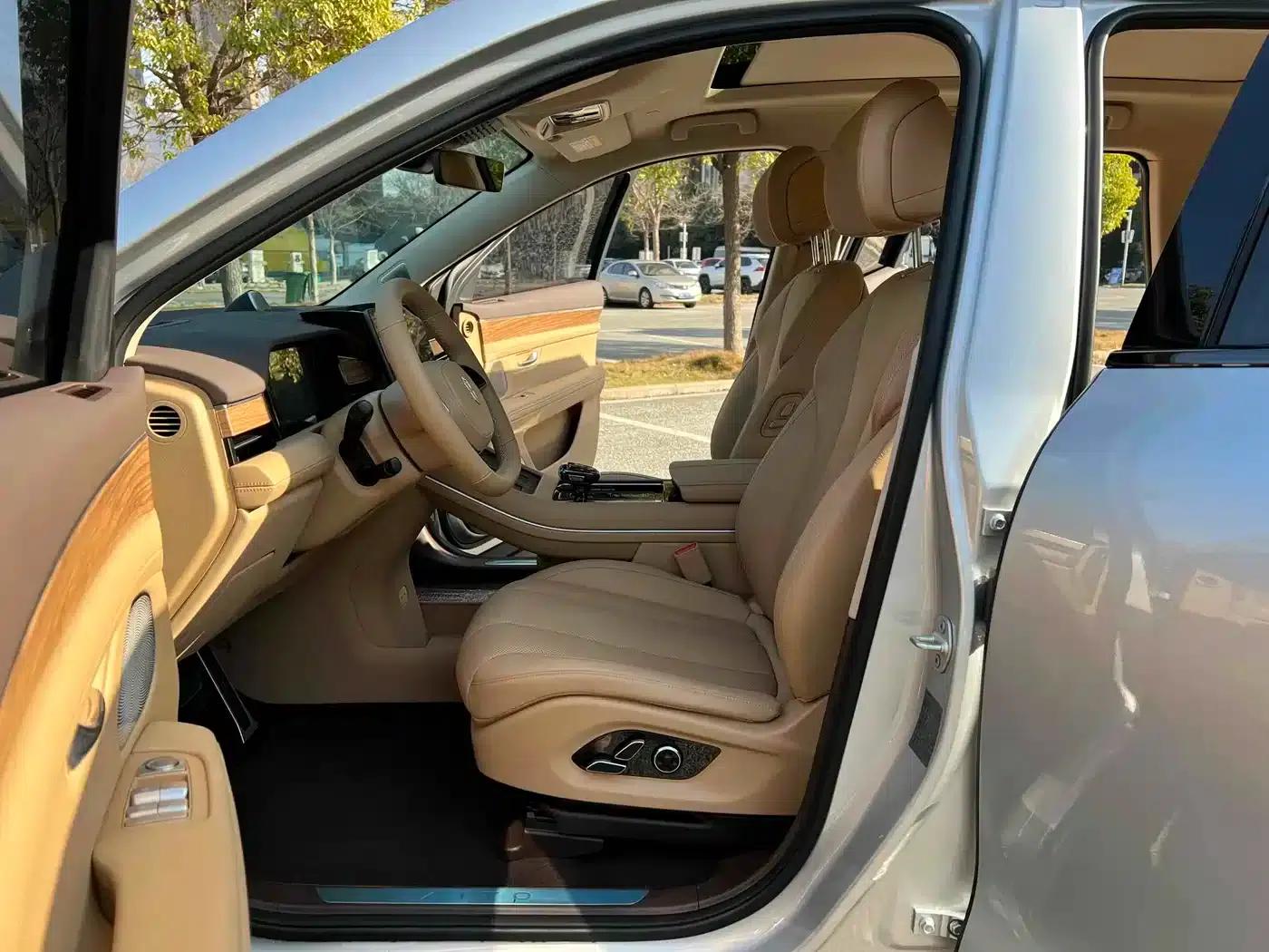 Wenjie M7 2024 1.5T Intelligent Driving 4WD Max Edition 5-seater — миниатюра 4