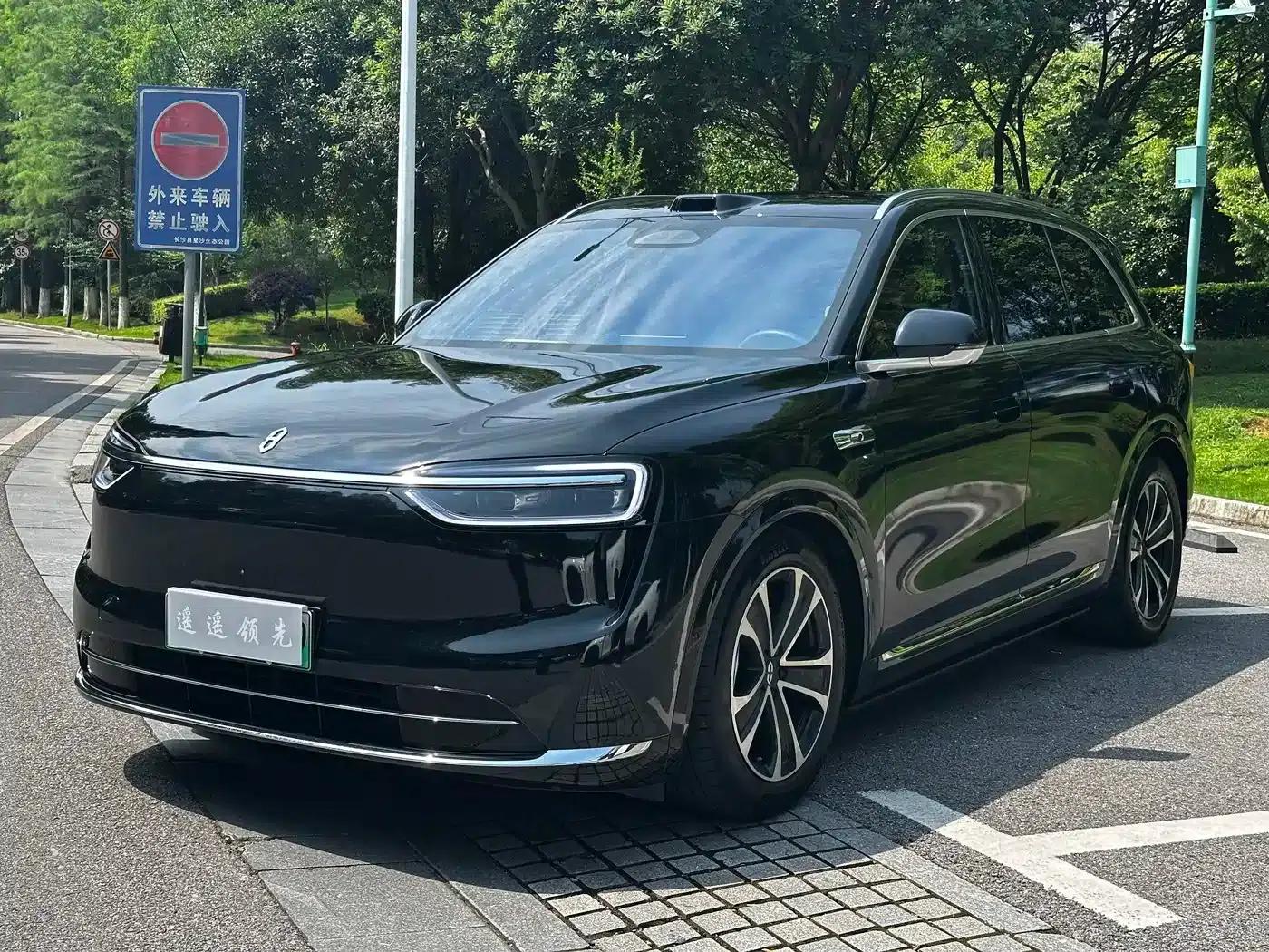 Wenjie M7 2026 Extended Range Ultra 4WD 5-Seater (192-line LiDAR) — миниатюра 1