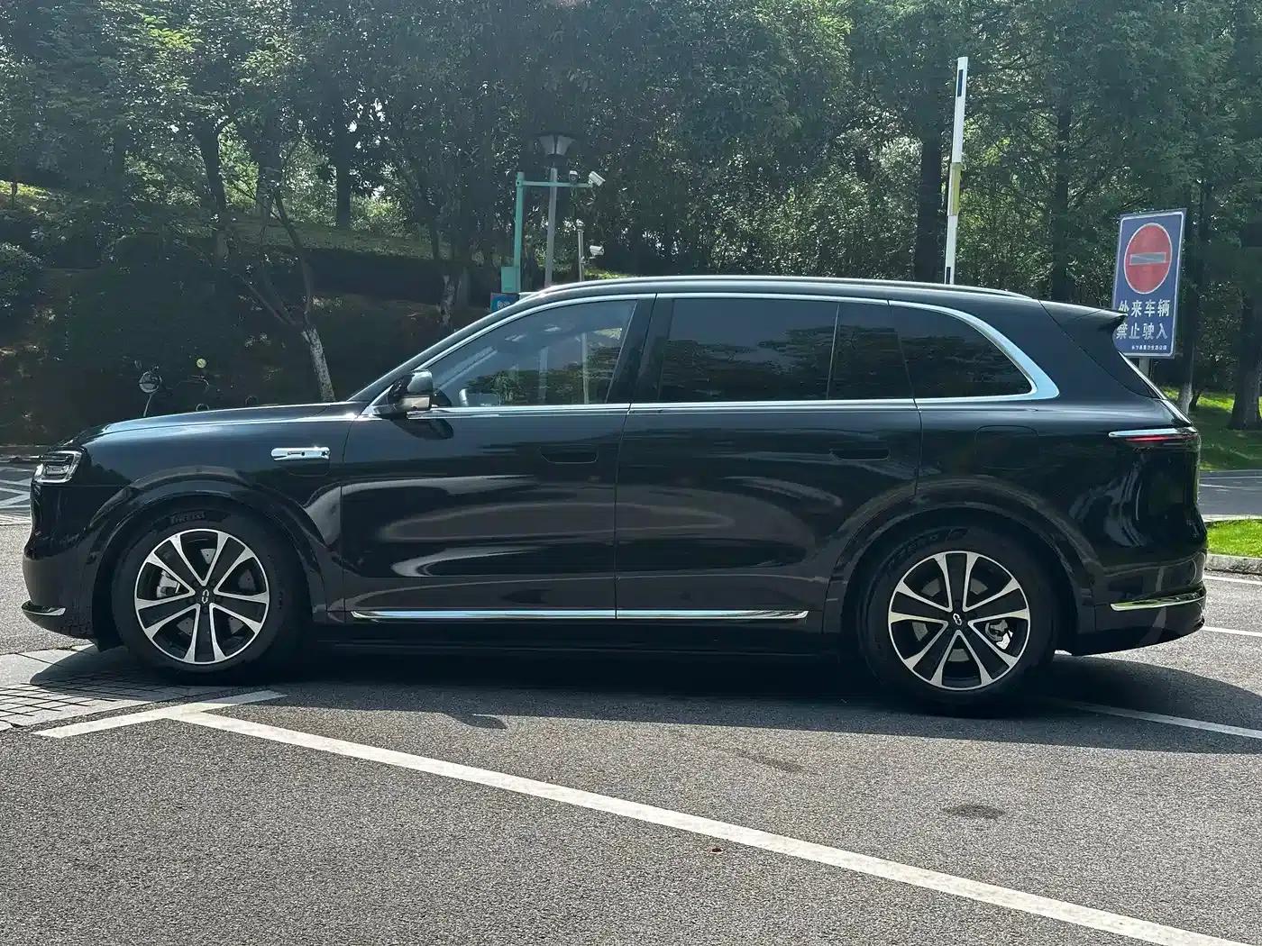Wenjie M7 2026 Extended Range Ultra 4WD 5-Seater (192-line LiDAR) — миниатюра 3