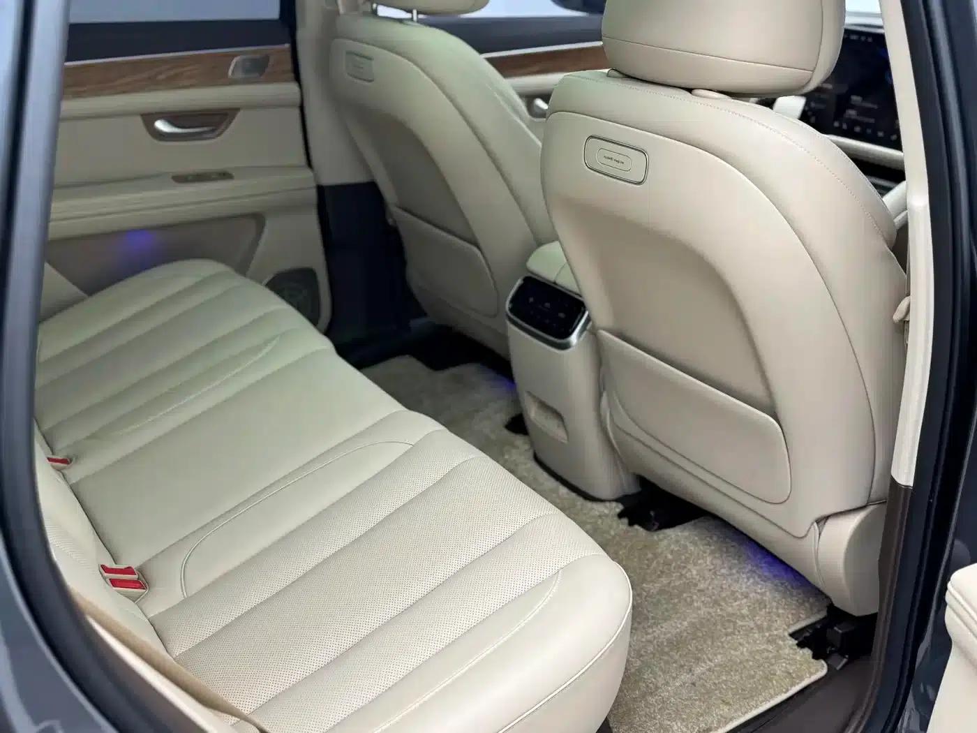 Wenjie M7 2024 1.5T Intelligent Driving 4WD Max Edition 5-seater — миниатюра 19