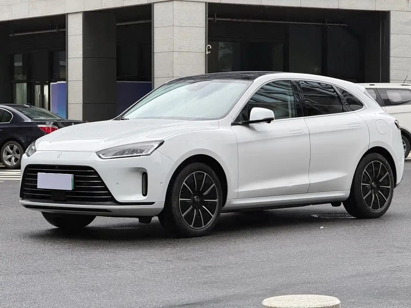 Wenjie M5 2023 Extended Range 4WD Intelligent Driving Edition — миниатюра 1