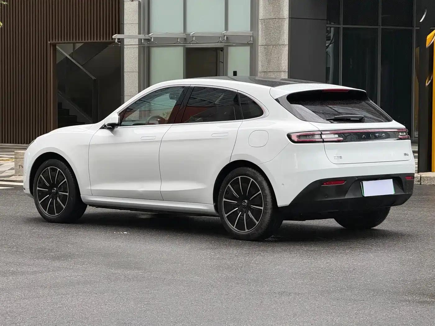 Wenjie M5 2023 Extended Range 4WD Intelligent Driving Edition — миниатюра 7