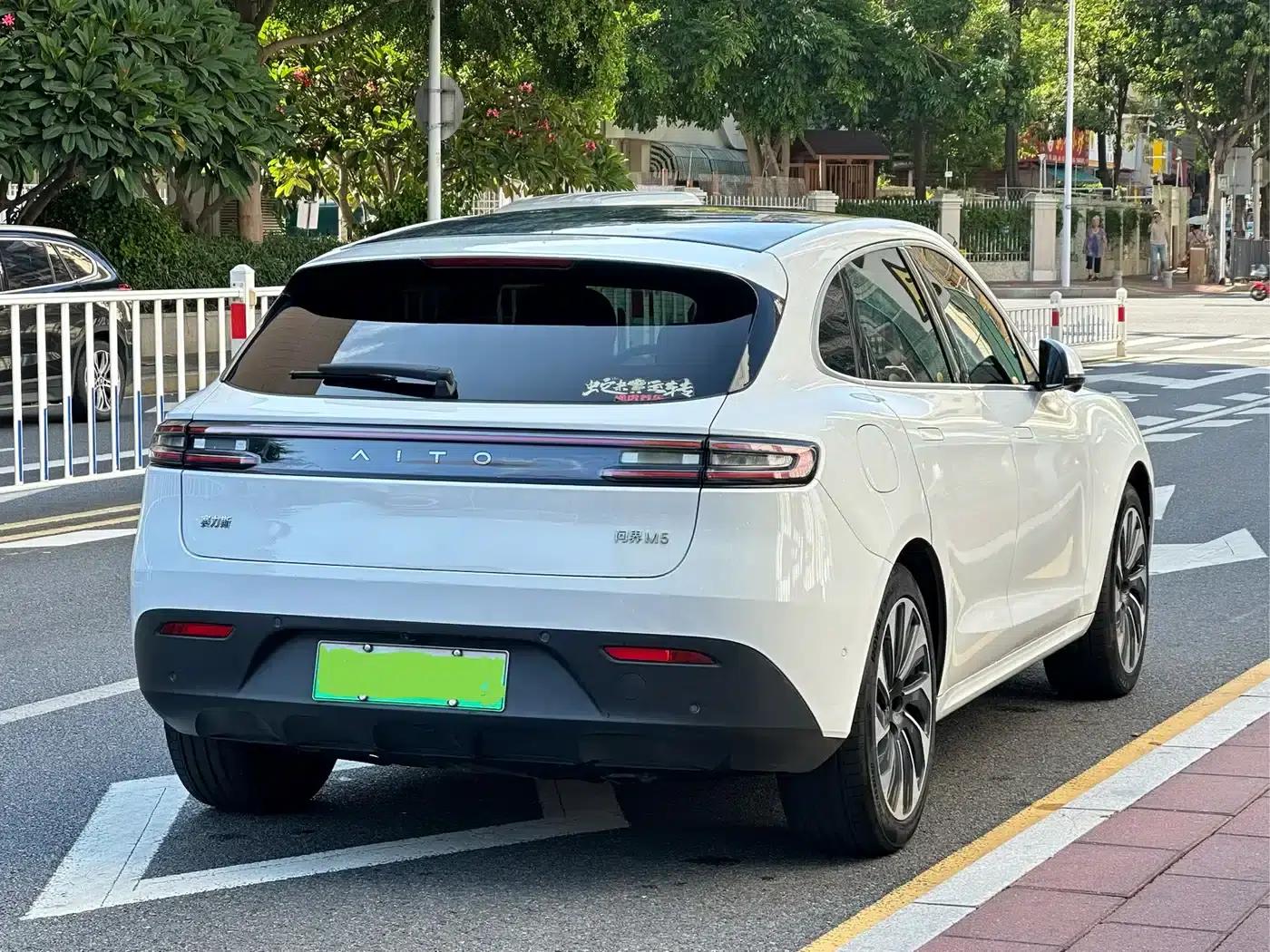 Wenjie M5 2022 Extended Range 4WD Flagship Edition — миниатюра 4