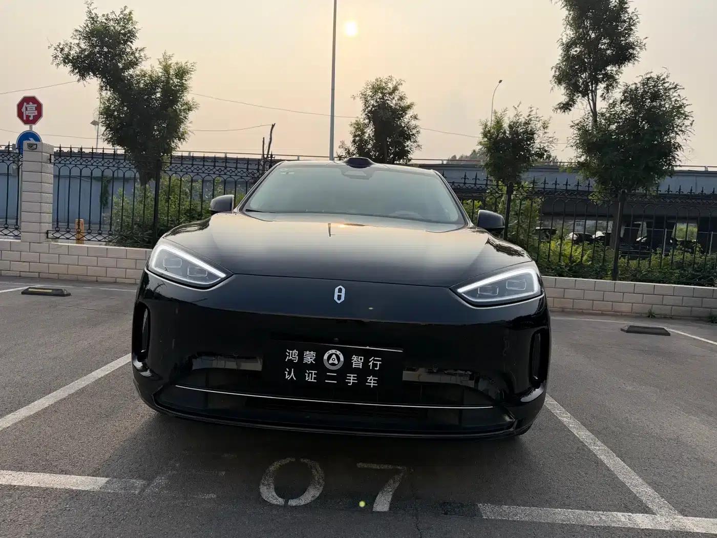 Wenjie M5 2024 Range Extended Max Rear-Wheel Drive High-End Intelligent Driving Edition — миниатюра 2