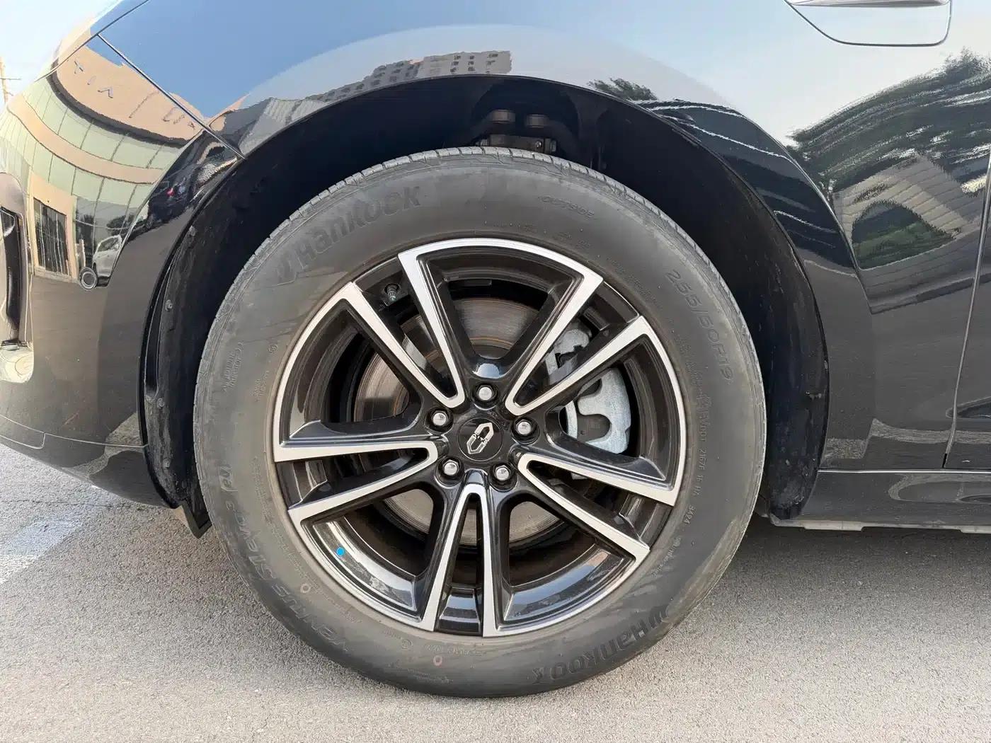 Wenjie M5 2024 Range Extended Max Rear-Wheel Drive High-End Intelligent Driving Edition — миниатюра 12