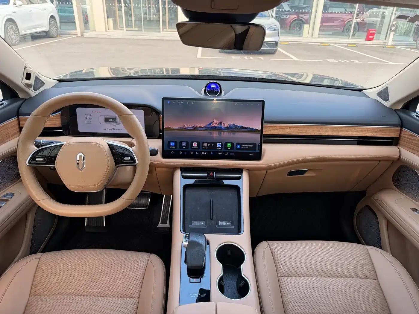 Wenjie M5 2024 Range Extended Max Rear-Wheel Drive High-End Intelligent Driving Edition — миниатюра 7