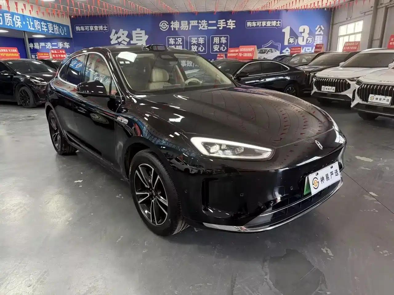 Wenjie M5 2025 Extended Range Ultra Rear-Wheel Drive Version — миниатюра 2