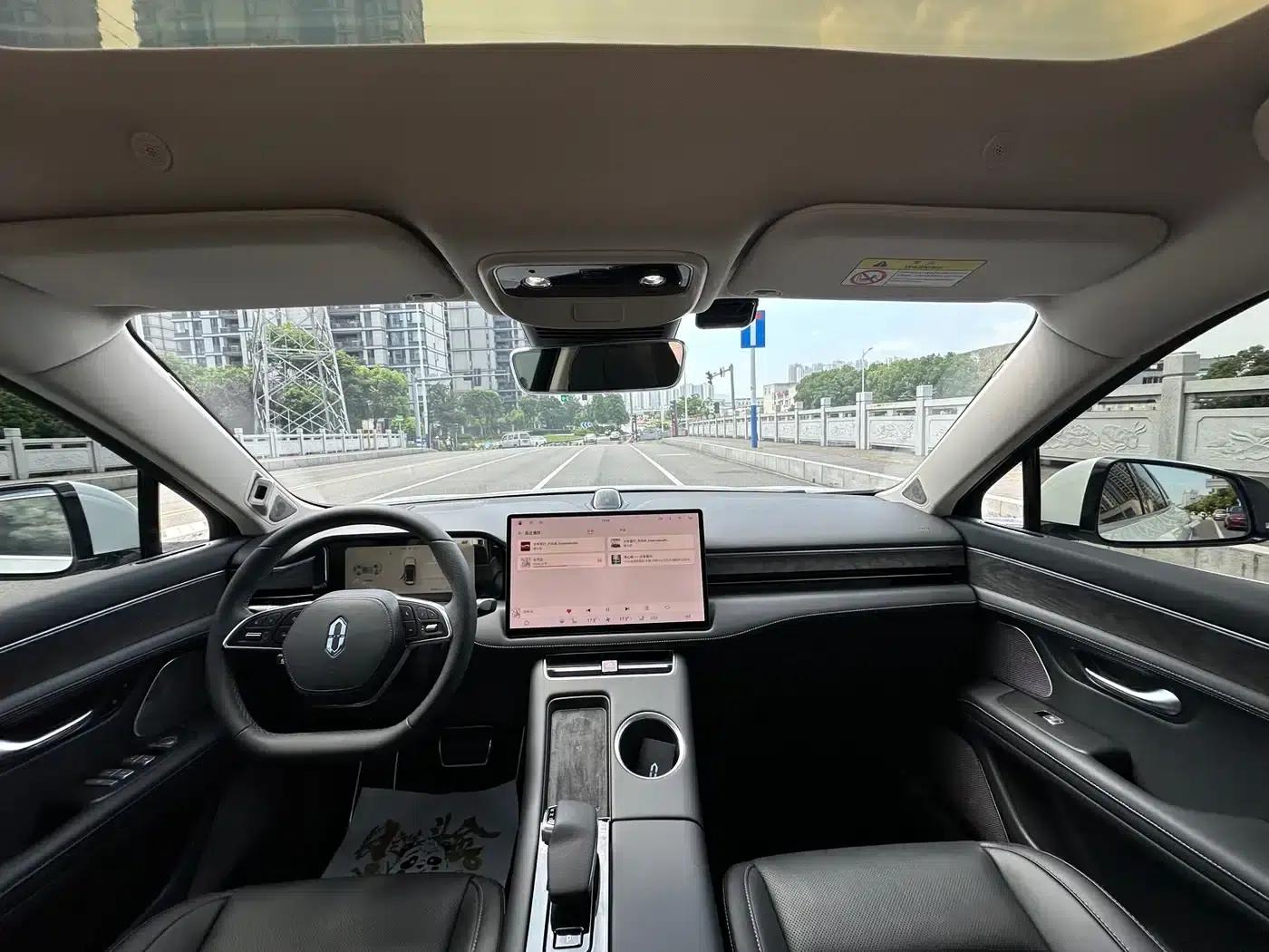 Wenjie M5 2022 Extended Range Rear-Wheel Drive Standard Edition — миниатюра 6
