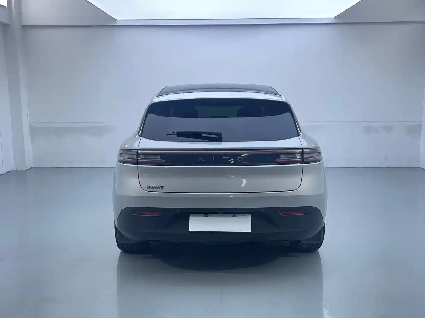 Wenjie M5 2022 Extended Range Rear-Wheel Drive Standard Edition — миниатюра 14