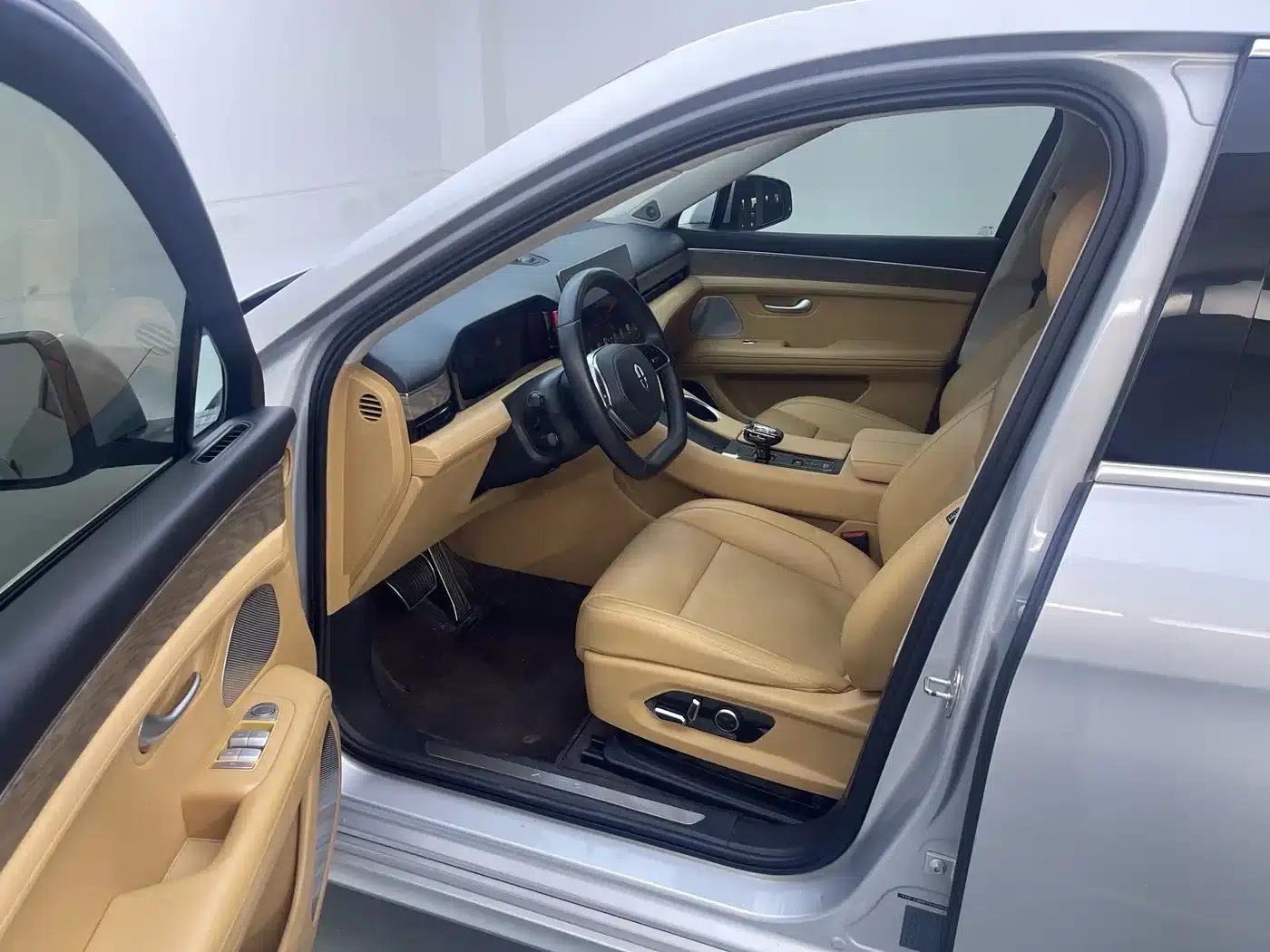 Wenjie M5 2022 Extended Range Rear-Wheel Drive Standard Edition — миниатюра 4
