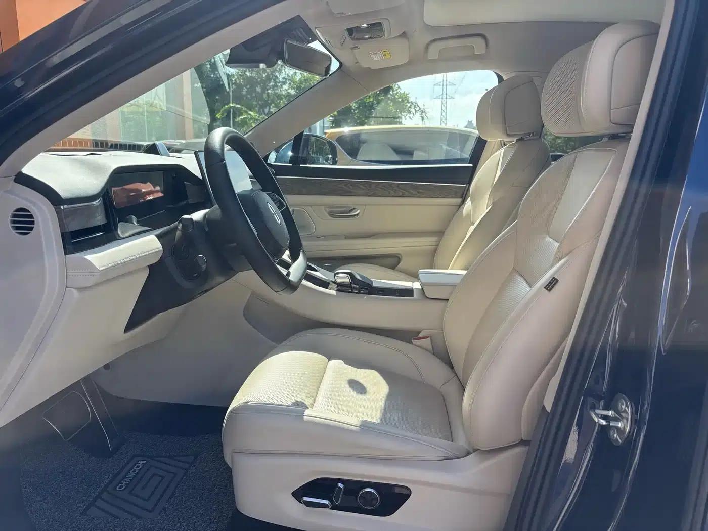 Wenjie M5 2022 Extended Range 4WD Ultimate Edition — миниатюра 10