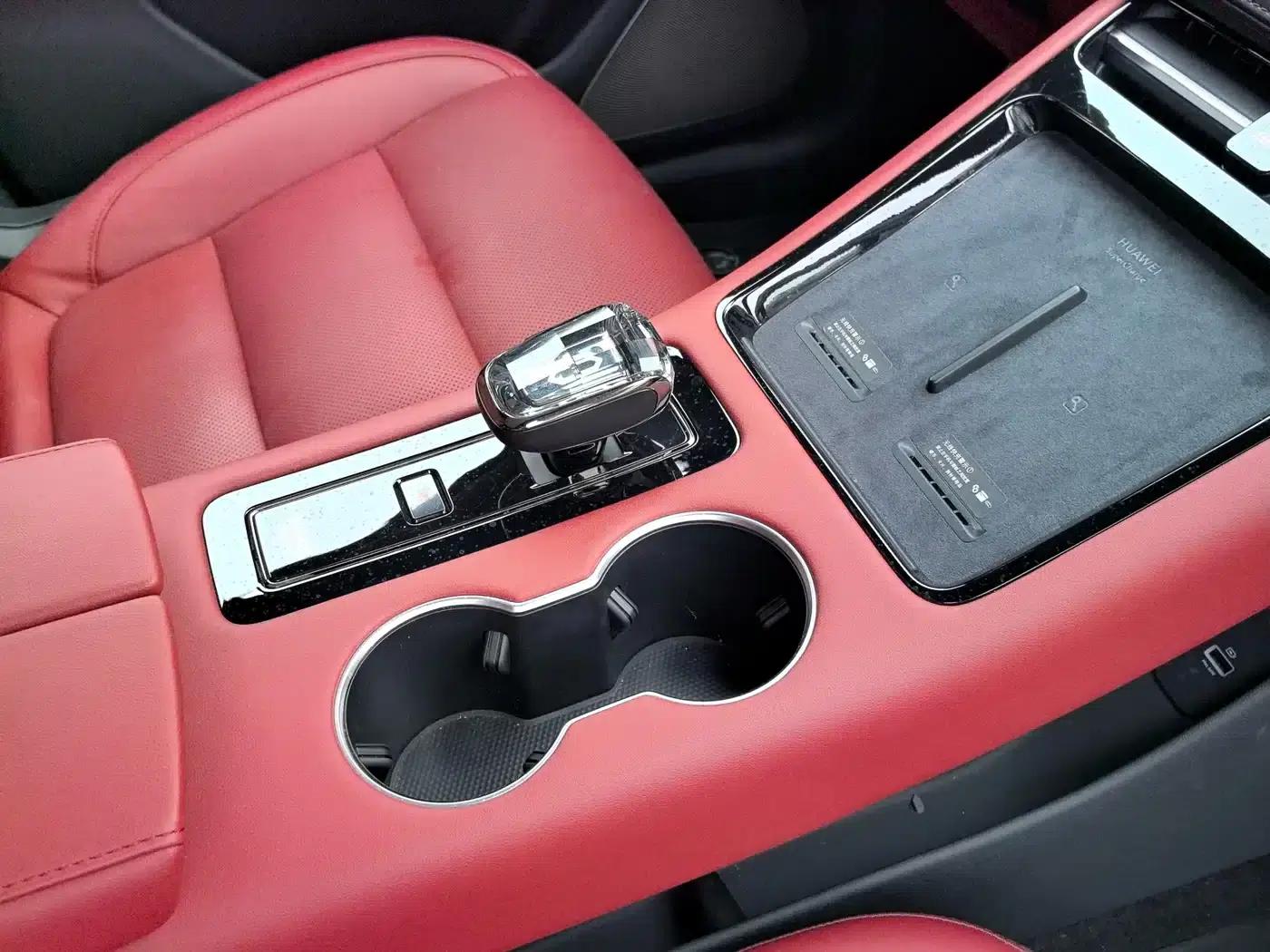 Wenjie M5 2024 Range Extended Max RS 4WD High-End Intelligent Driving Edition — миниатюра 17