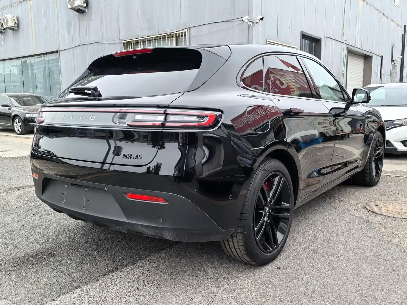 Wenjie M5 2024 Range Extended Max RS 4WD High-End Intelligent Driving Edition — миниатюра 8
