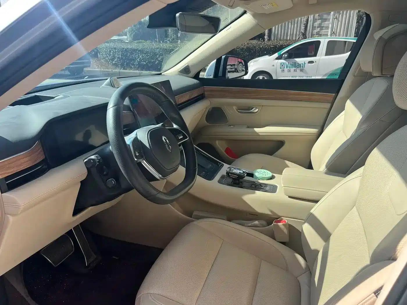 Wenjie M5 2023 Pure Electric Rear-Wheel Drive Standard Edition — миниатюра 4