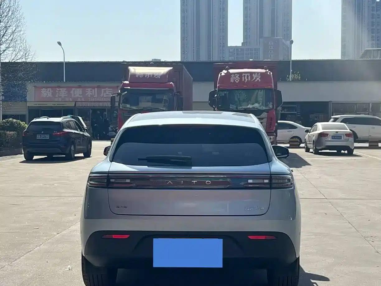 Wenjie M5 2023 Pure Electric Rear-Wheel Drive Standard Edition — миниатюра 8
