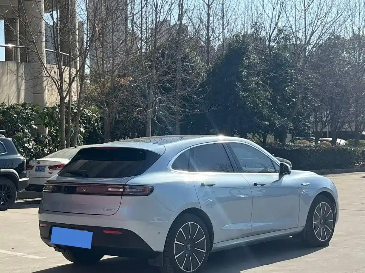 Wenjie M5 2023 Pure Electric Rear-Wheel Drive Standard Edition — миниатюра 9