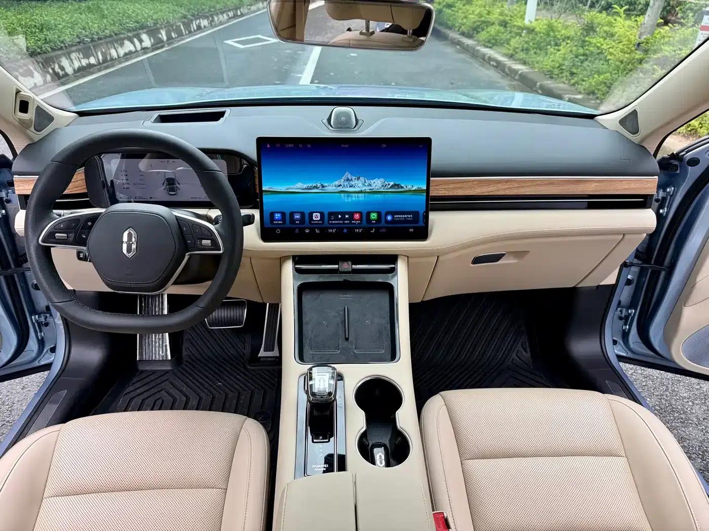 Wenjie M5 2022 Extended Range 4WD Flagship Edition — миниатюра 11