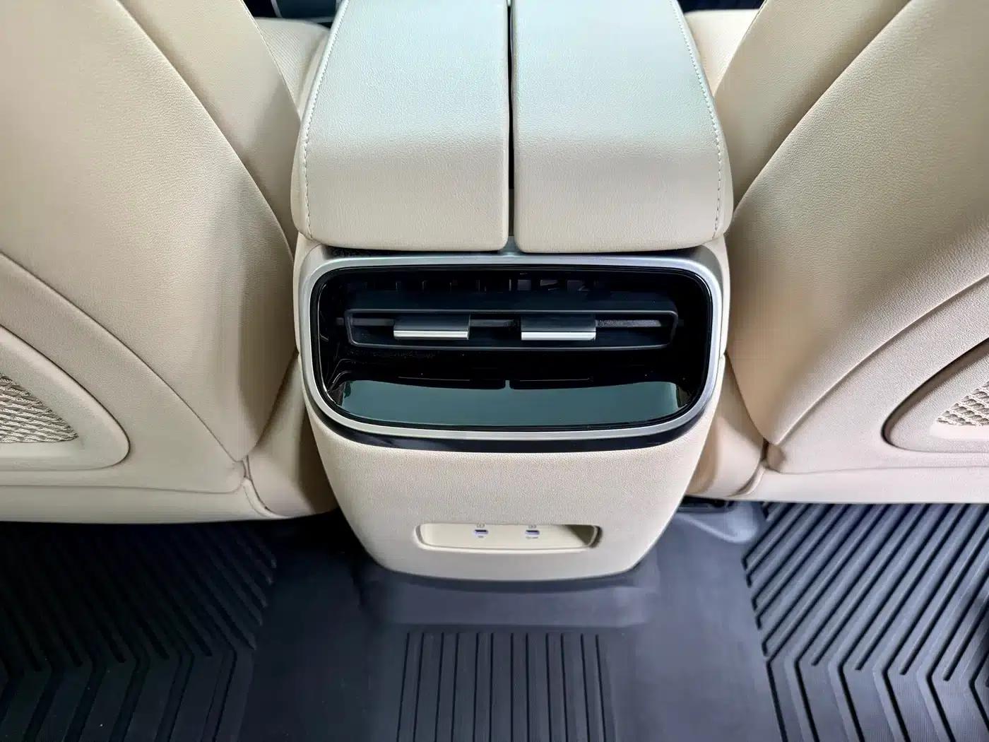 Wenjie M5 2022 Extended Range 4WD Flagship Edition — миниатюра 20