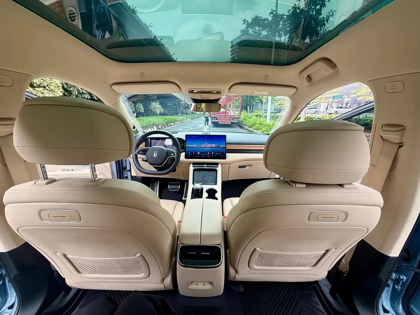 Wenjie M5 2022 Extended Range 4WD Flagship Edition — миниатюра 30
