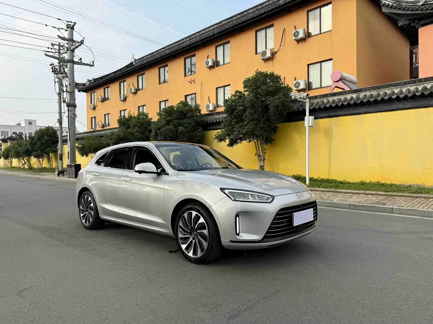 Wenjie M5 2022 Extended Range 4WD Flagship Edition — миниатюра 3