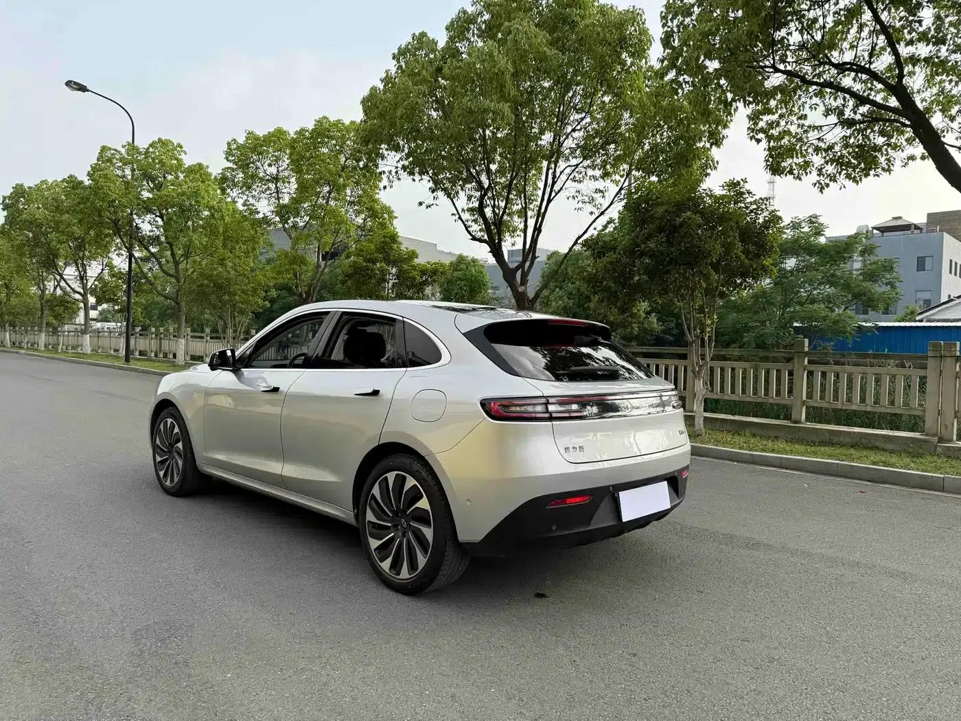Wenjie M5 2022 Extended Range 4WD Flagship Edition — миниатюра 7
