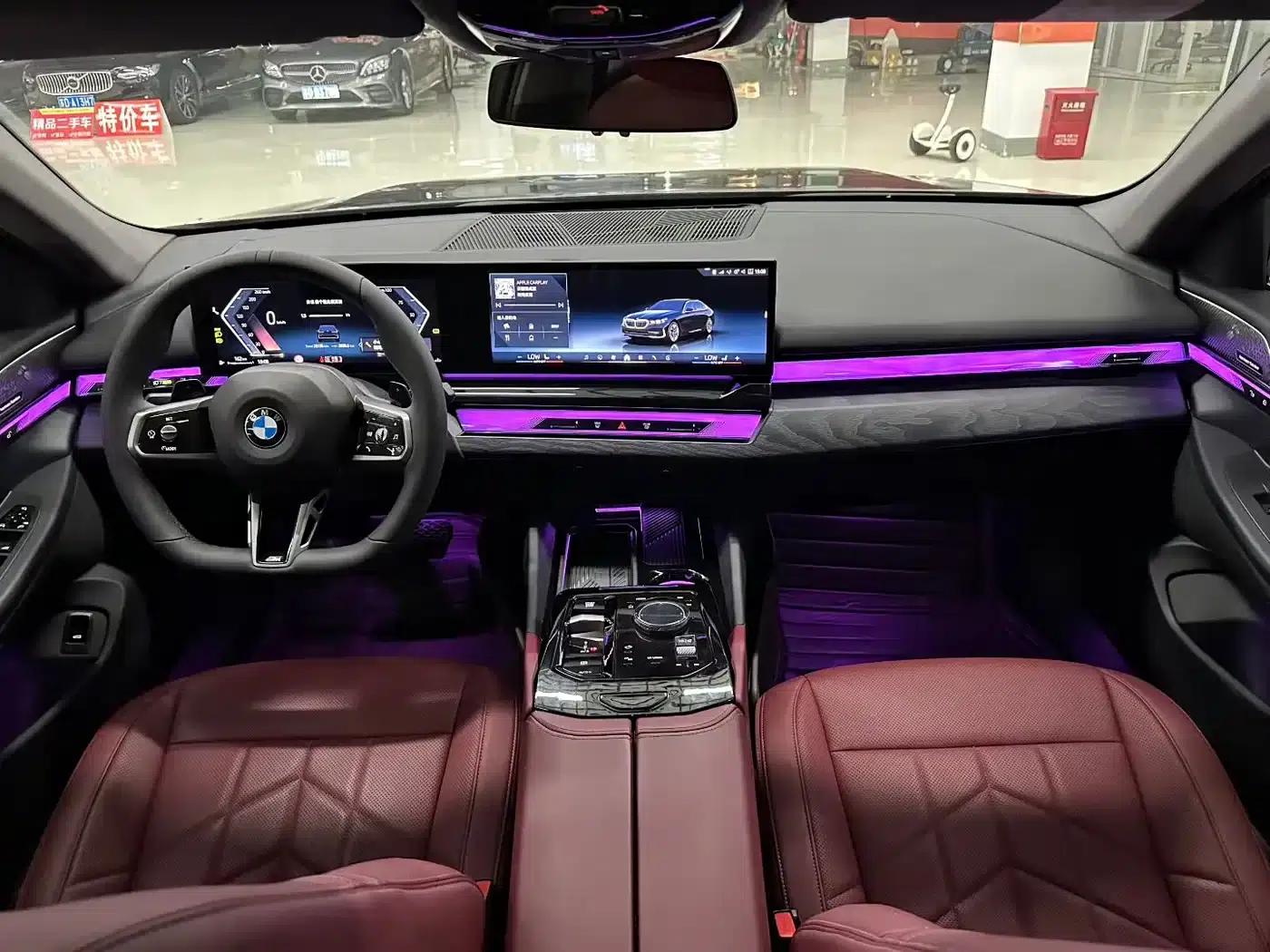 2025 BMW 5 Series 530Li Leading Edition M Sport Package — миниатюра 7