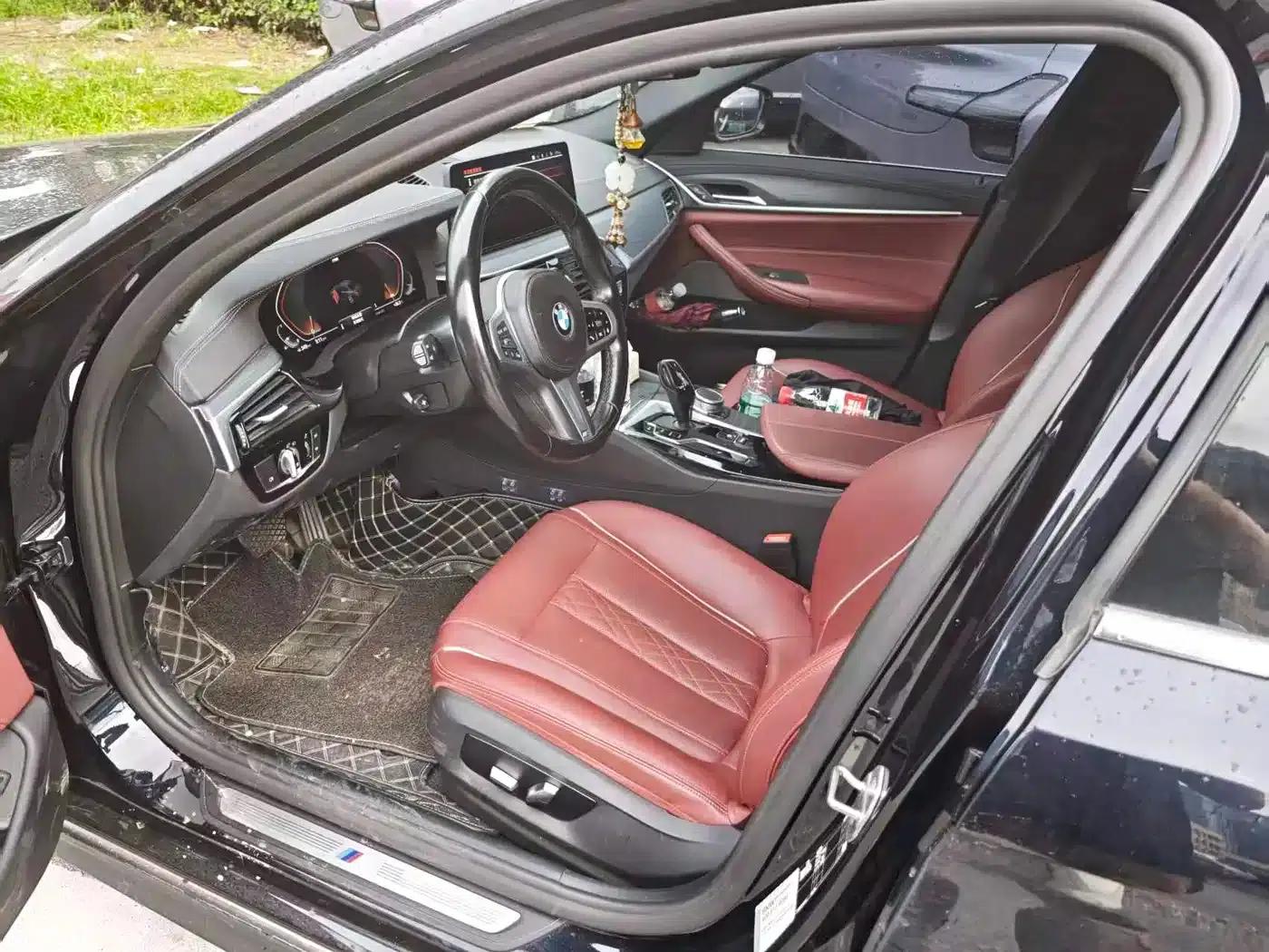 2022 BMW 5 Series 530Li Leading Edition M Sport Package — миниатюра 3