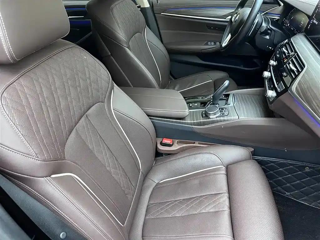 BMW 5 Series 2023 530Li Luxury Package — миниатюра 9