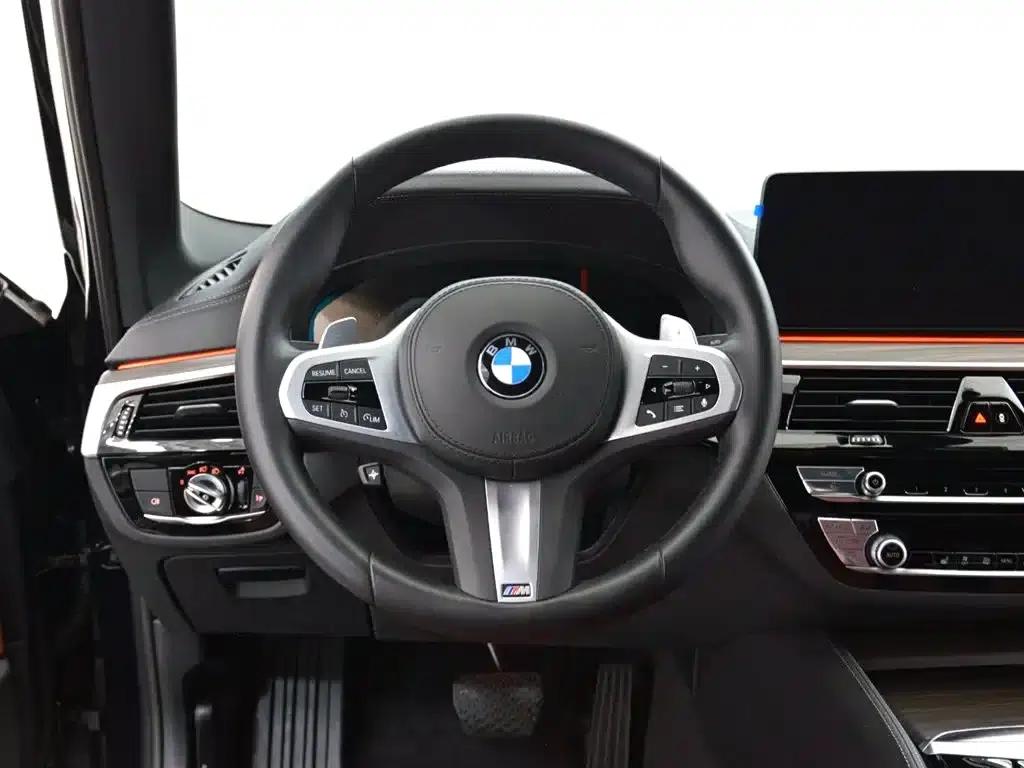 BMW 5 Series 2022 Facelift II 530Li Leading Model M Sport Package — миниатюра 11