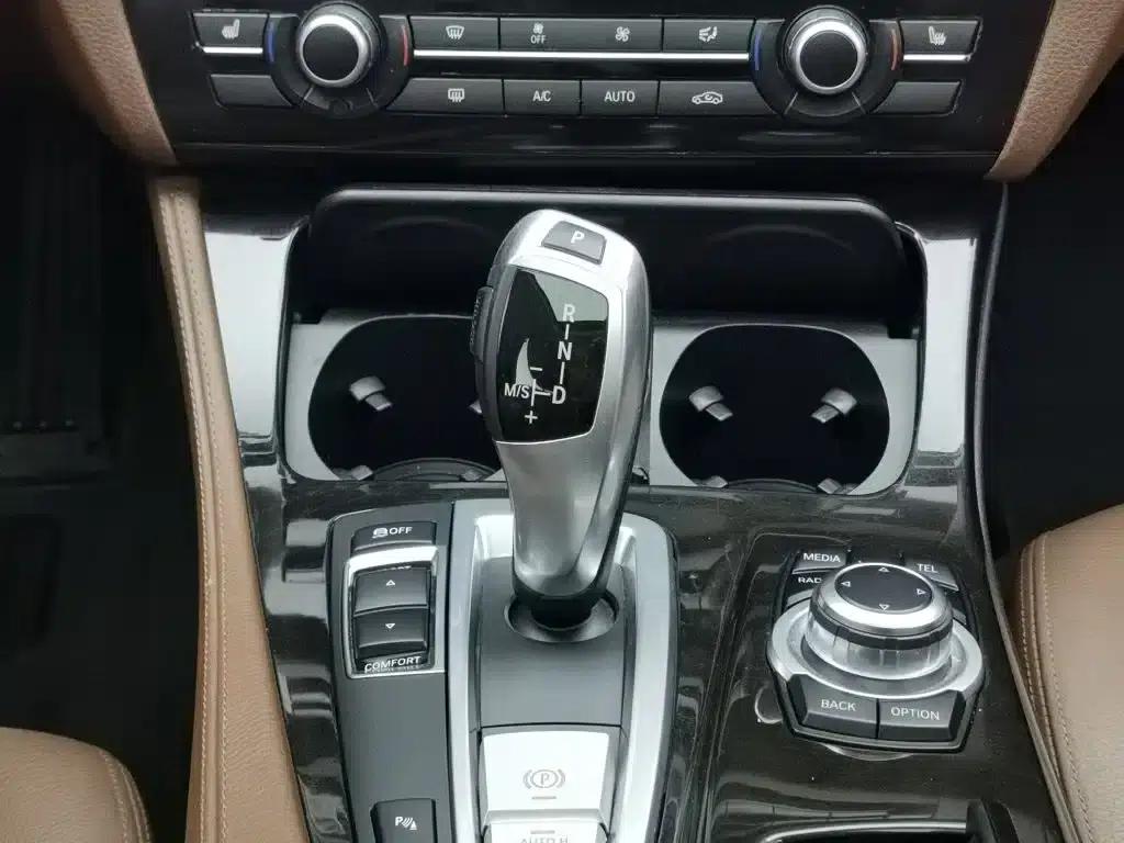 BMW 5 Series 2017 525Li Leading Edition — миниатюра 13