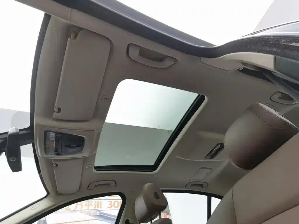 BMW 5 Series 2017 525Li Leading Edition — миниатюра 14