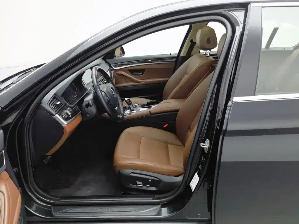 BMW 5 Series 2017 525Li Leading Edition — миниатюра 10