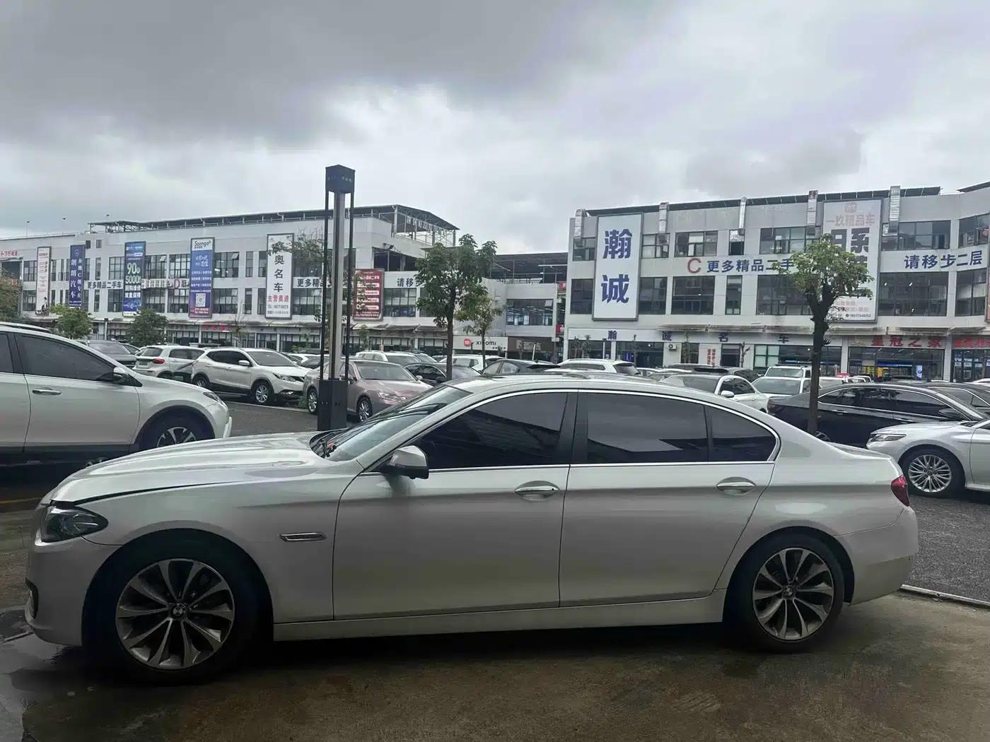 BMW 5 Series 2017 525Li Leading Edition — миниатюра 3