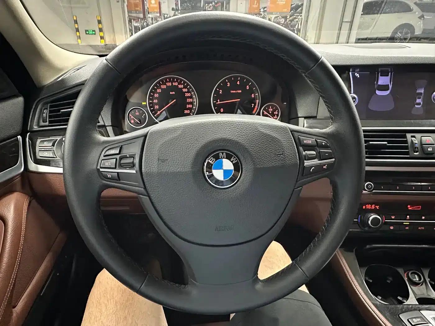 2014 BMW 5 Series 525Li Leading Edition — миниатюра 14