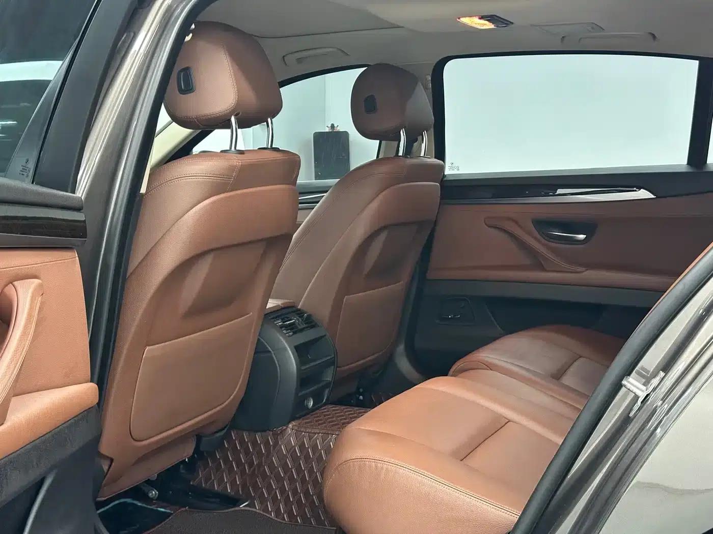 2014 BMW 5 Series 525Li Leading Edition — миниатюра 7