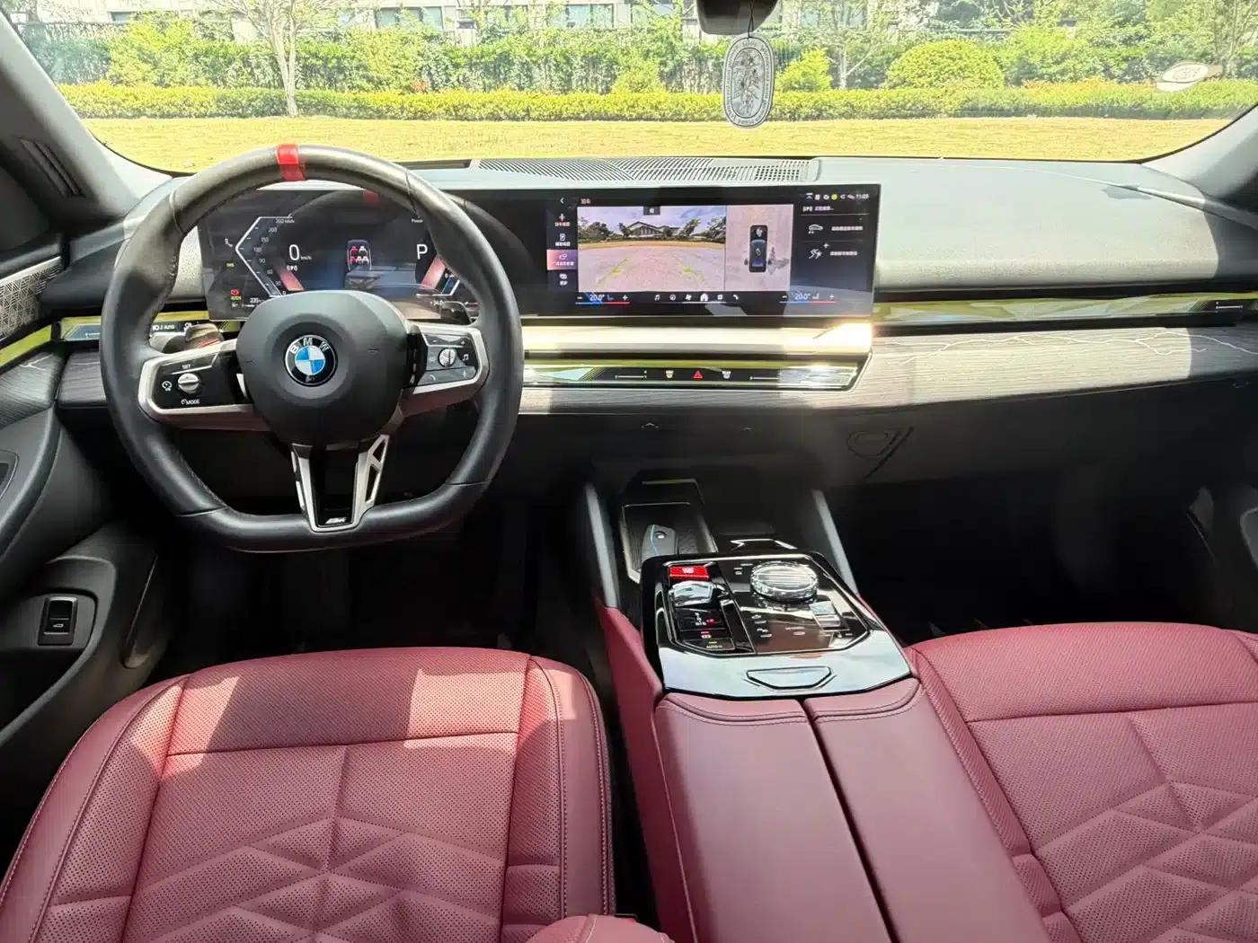 2024 BMW 5 Series 530Li Luxury M Sport Package — миниатюра 8